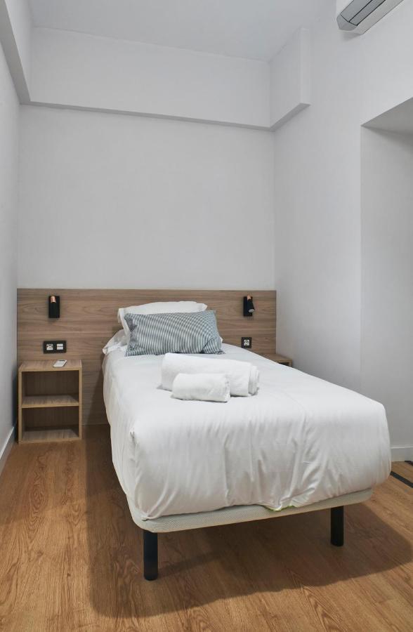 Slow Suites Luchana Мадрид Екстериор снимка