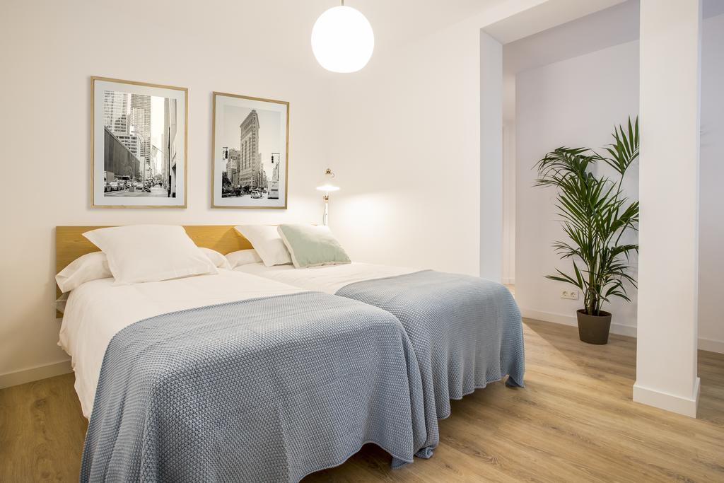 Slow Suites Luchana Мадрид Стая снимка
