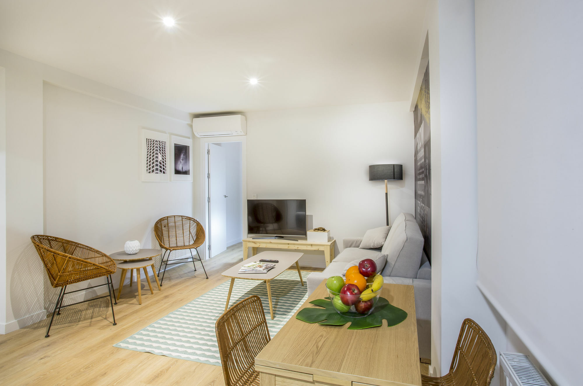 Slow Suites Luchana Мадрид Екстериор снимка