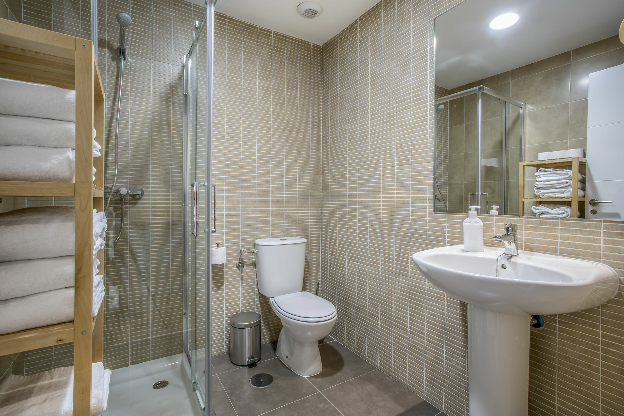 Slow Suites Luchana Мадрид Екстериор снимка