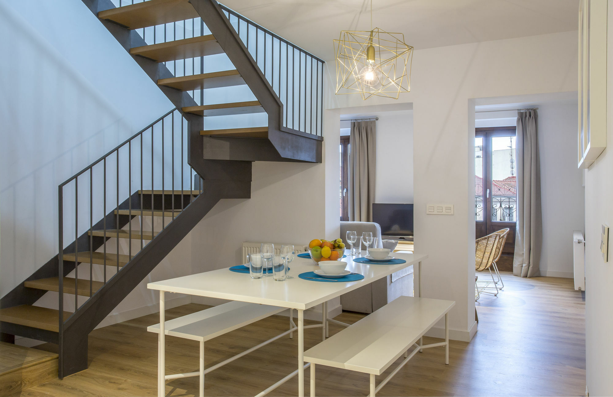 Slow Suites Luchana Мадрид Екстериор снимка
